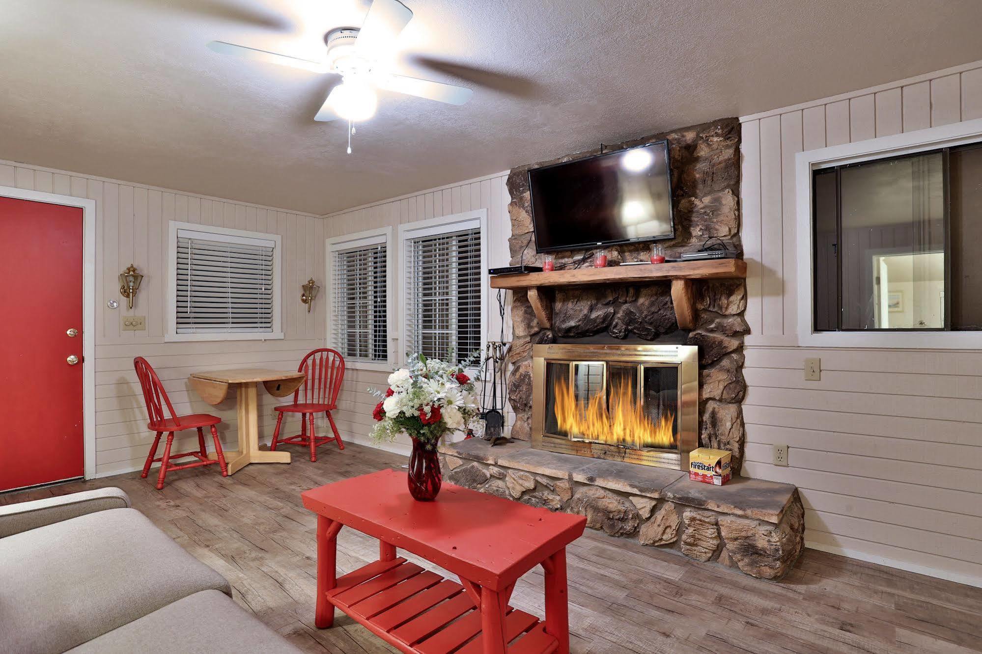 Alpenhorn Bed And Breakfast Big Bear Lake Exterior foto