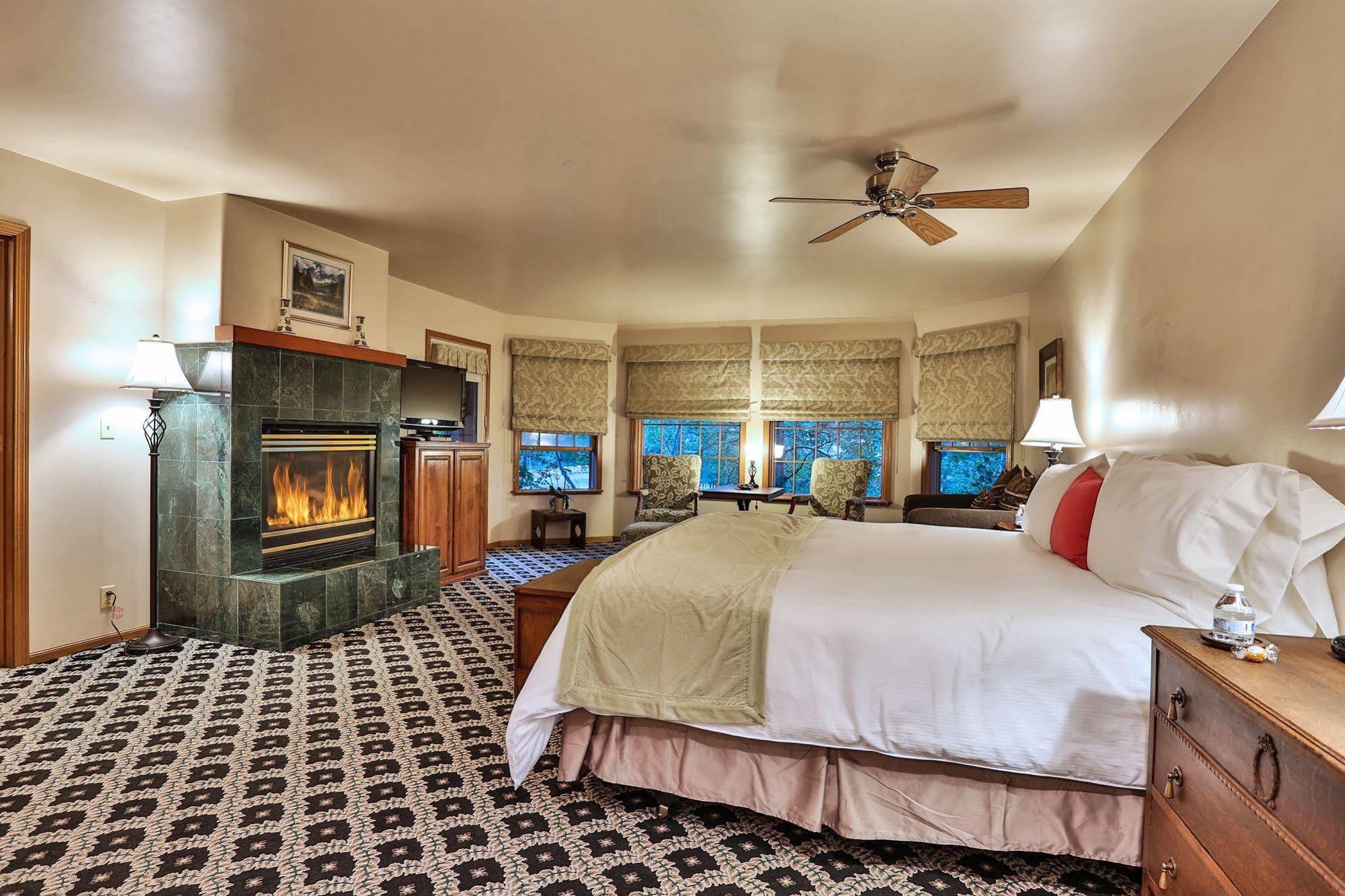 Alpenhorn Bed And Breakfast Big Bear Lake Exterior foto